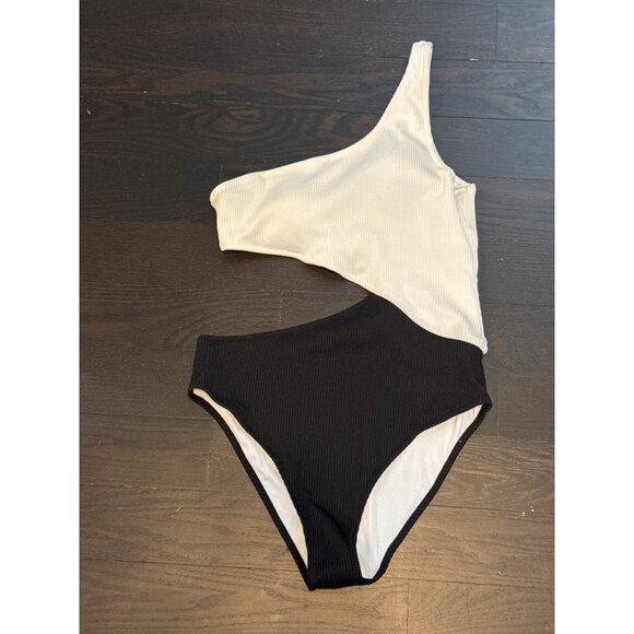 Cupshe Italian Romance One-Shoulder Cutout One Piece Swimsuit Size M - Picture 1 of 4